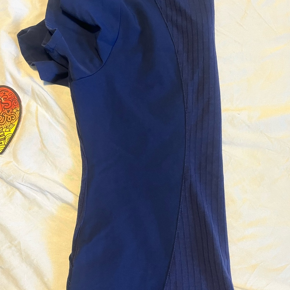 Olive & co scrubs nurse wear top - Picture 4 of 4